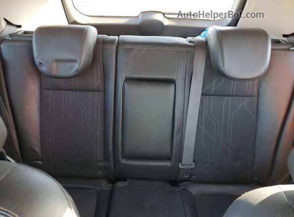 KL7CJLSB0KB821999 2019 CHEVROLET TRAX Silver Vista de los asientos traseros
