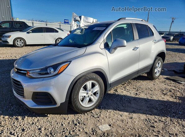 KL7CJLSB2KB896106 2019 CHEVROLET TRAX Silver Vista tres cuartos delantera izquierda