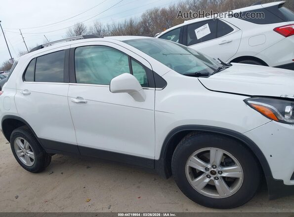 KL7CJLSB4LB066762 2020 CHEVROLET TRAX Белый Вид задней части салона