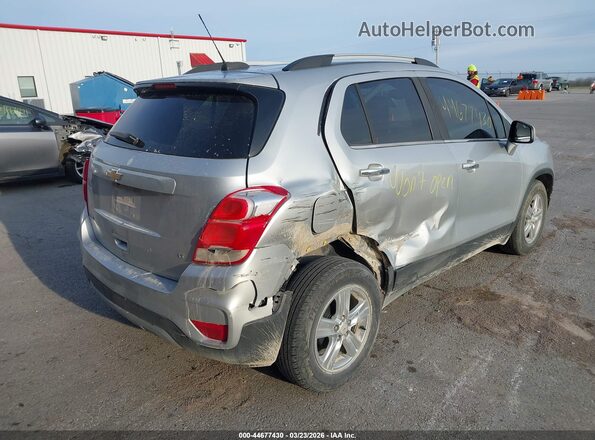KL7CJLSB7KB811860 2019 CHEVROLET TRAX Серебряный Задняя правая четверть
