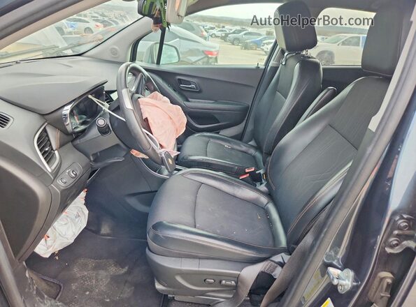 KL7CJLSB8MB343818 2021 CHEVROLET TRAX Blue Widok wnętrza z przodu