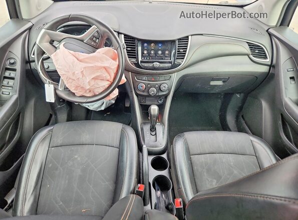 KL7CJLSB8MB343818 2021 CHEVROLET TRAX Blue Widok deski rozdzielczej