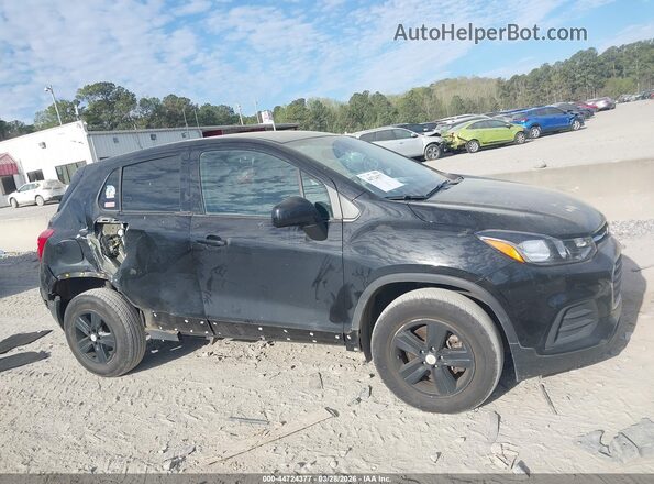 KL7CJNSM3MB375914 2021 CHEVROLET TRAX Black Rear interior view