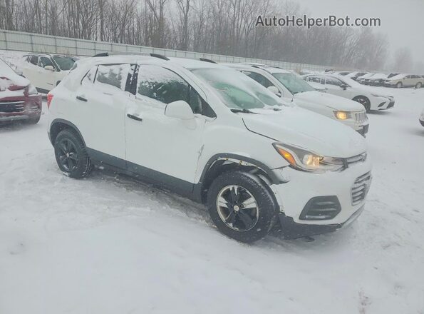 KL7CJPSB2KB749923 2019 CHEVROLET TRAX Белый Передняя правая четверть