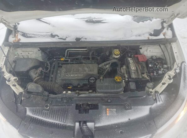 KL7CJPSB2KB749923 2019 CHEVROLET TRAX Белый Вид подкапотного пространства