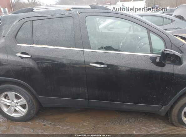KL7CJPSB2KB826564 2019 CHEVROLET TRAX Черный Вид задней части салона