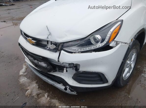 KL7CJPSB3KB828789 2019 CHEVROLET TRAX Белый Вид спереди