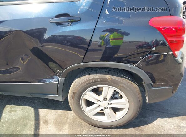 KL7CJPSM1NB534507 2022 CHEVROLET TRAX Черный Вид спереди