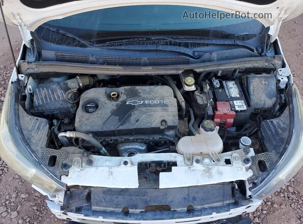 KL8CB6SA5JC420023 2018 CHEVROLET SPARK Белый Вид задней части салона