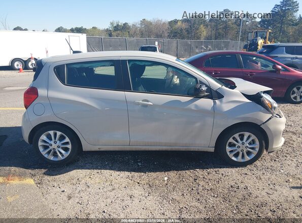 KL8CD6SA2LC420526 2020 CHEVROLET SPARK White Widok wnętrza z tyłu