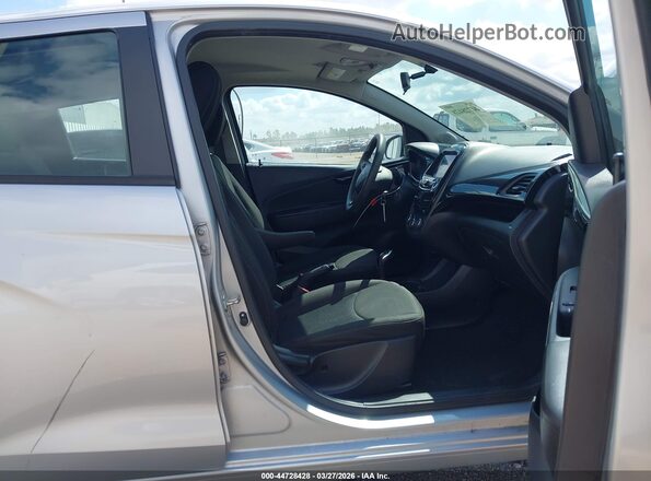 KL8CD6SA3MC730492 2021 CHEVROLET SPARK Серебряный Вид салона спереди