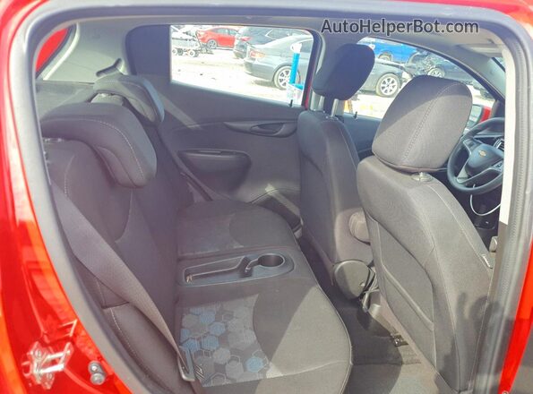 KL8CD6SA8JC458243 2018 CHEVROLET SPARK Red Vista interior trasera