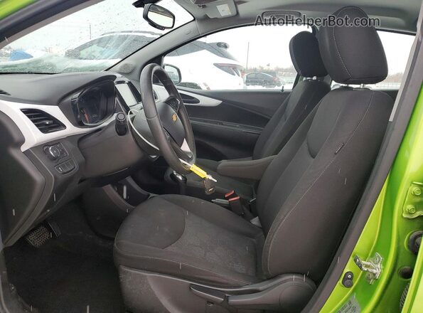 KL8CD6SA9GC563897 2016 CHEVROLET SPARK Зеленый Вид салона спереди