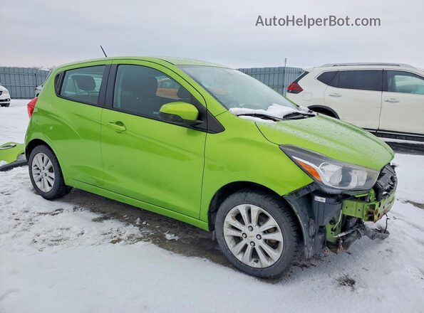 KL8CD6SA9GC563897 2016 CHEVROLET SPARK Зеленый Передняя правая четверть