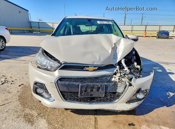 KL8CD6SAXHC818414 2017 CHEVROLET SPARK Бежевый Вид спереди
