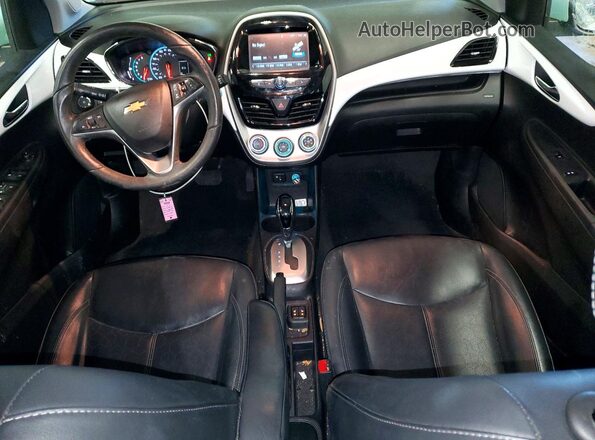 KL8CF6SA5HC744927 2017 CHEVROLET SPARK Green Widok deski rozdzielczej