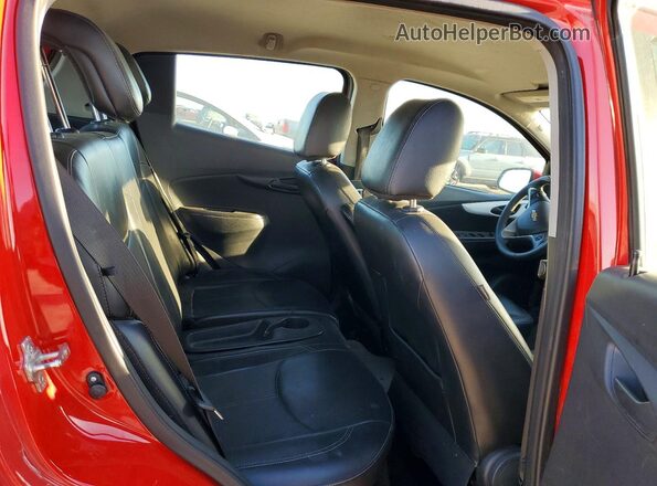 KL8CH6SA0JC422034 2018 CHEVROLET SPARK Красный Вид задних сидений