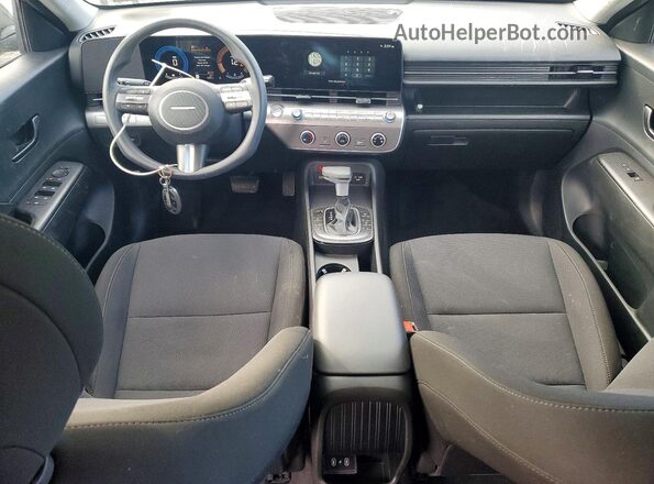 KM8HACAB3TU371079 2026 HYUNDAI KONA Серый Вид панели приборов