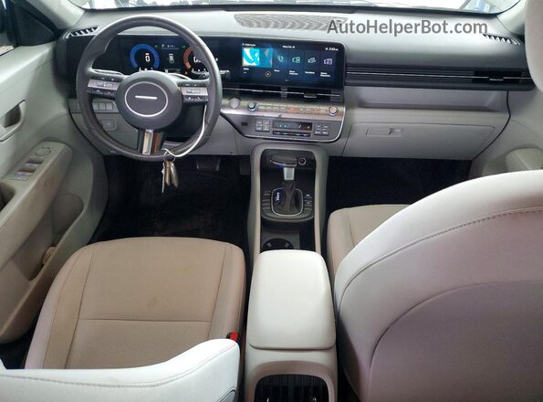 KM8HB3AB2RU129194 2024 HYUNDAI KONA Серый Вид панели приборов