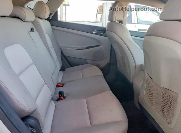 KM8J33A42JU694680 2018 HYUNDAI TUCSON Серебряный Вид задних сидений