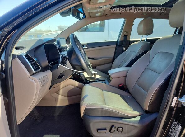 KM8J33AL5KU855189 2019 HYUNDAI TUCSON Черный Вид салона спереди