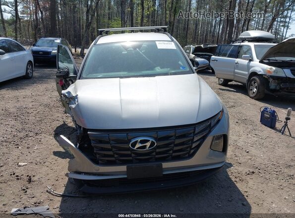 KM8JBCA19NU079316 2022 HYUNDAI TUCSON HYBRID Silver Widok wnętrza z tyłu