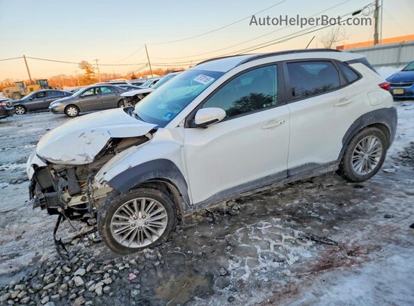 KM8K2CAA7JU074808 2018 HYUNDAI KONA Белый Передняя левая четверть