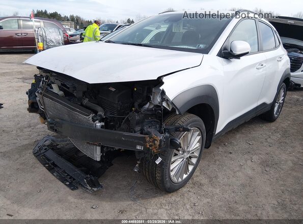 KM8K2CAA7KU334853 2019 HYUNDAI KONA White წინა მარცხენა ხედი სამი მეოთხედიდან