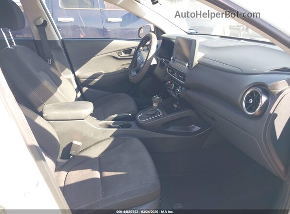 KM8K62AB5PU960383 2023 HYUNDAI KONA Белый Вид салона спереди