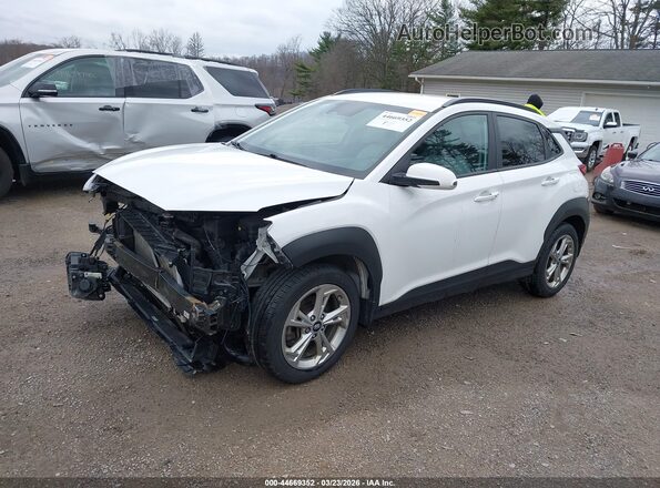 KM8K6CABXNU849976 2022 HYUNDAI KONA Белый Передняя левая четверть