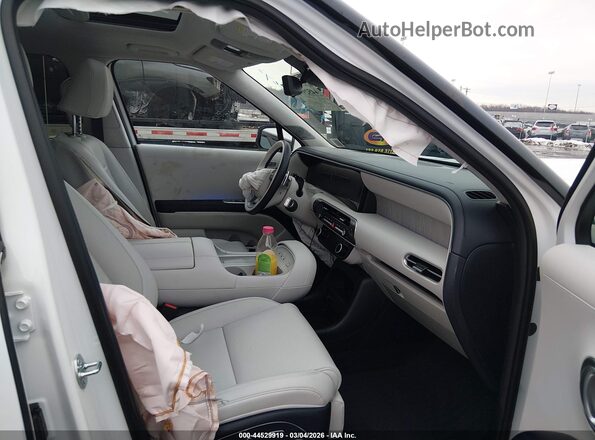 KM8RMES26TU050255 2026 HYUNDAI PALISADE White Вид салону спереду