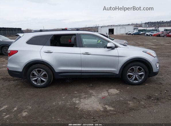 KM8SMDHF2GU135153 2016 HYUNDAI SANTA FE Серебряный Вид задней части салона