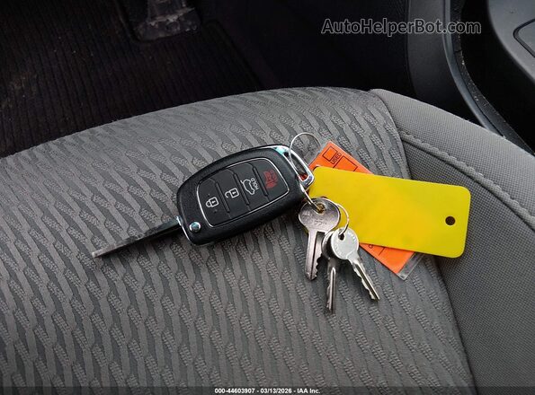 KM8SMDHF2GU135153 2016 HYUNDAI SANTA FE Серебряный Вид панели приборов