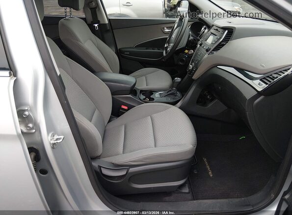 KM8SMDHF2GU135153 2016 HYUNDAI SANTA FE Серебряный Вид салона спереди