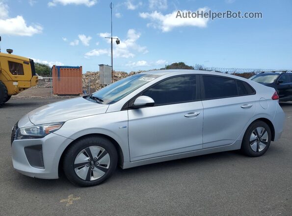KMHC65LC2JU090434 2018 HYUNDAI IONIQ Silver Vista tres cuartos delantera izquierda