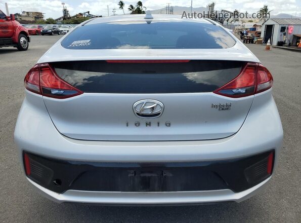 KMHC65LC2JU090434 2018 HYUNDAI IONIQ Silver Vista trasera