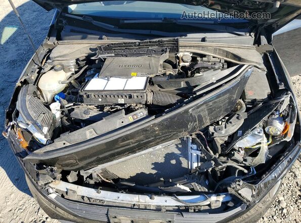 KMHC65LC3JU095531 2018 HYUNDAI IONIQ Black Rear interior view