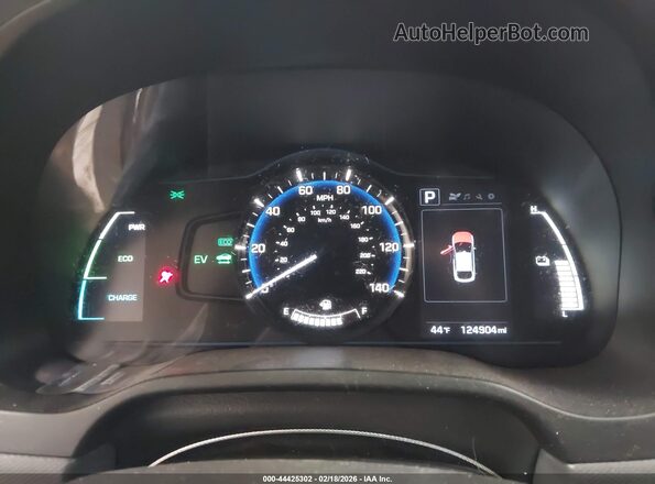 KMHC65LC4HU026633 2017 HYUNDAI IONIQ HYBRID White უკანა სავარძლების ხედი