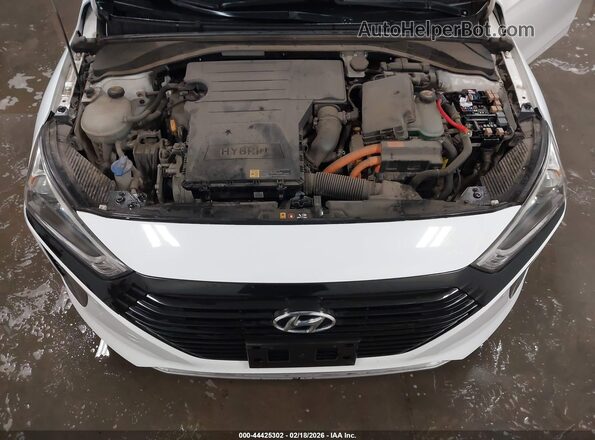 KMHC65LC4HU026633 2017 HYUNDAI IONIQ HYBRID White უკანა ხედი