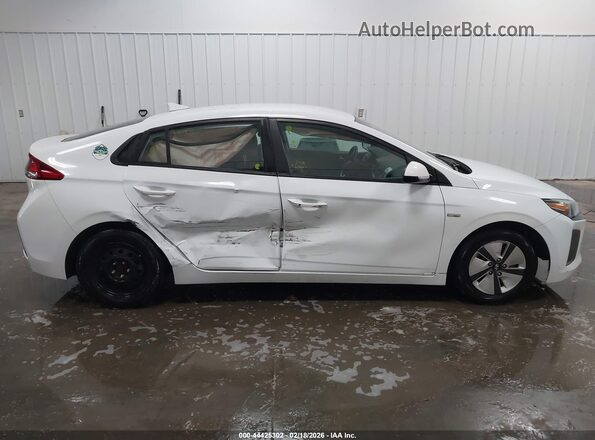 KMHC65LC4HU026633 2017 HYUNDAI IONIQ HYBRID White უკანა სალონის ხედი