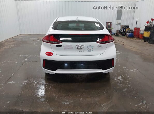 KMHC65LC4HU026633 2017 HYUNDAI IONIQ HYBRID White 