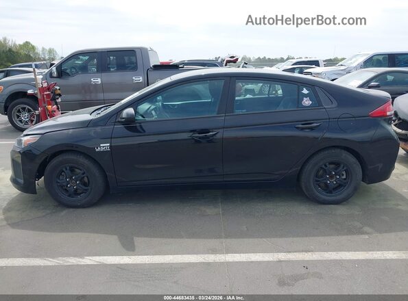 KMHC65LC4JU061498 2018 HYUNDAI IONIQ HYBRID Black Widok wnętrza 360 stopni