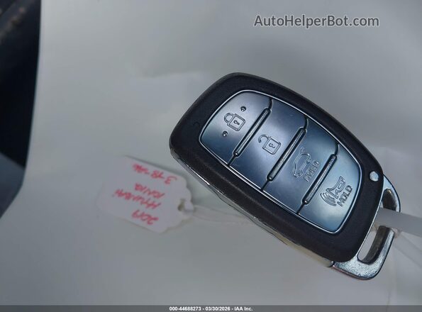 KMHC65LC4KU128487 2019 HYUNDAI IONIQ HYBRID Белый Вид панели приборов