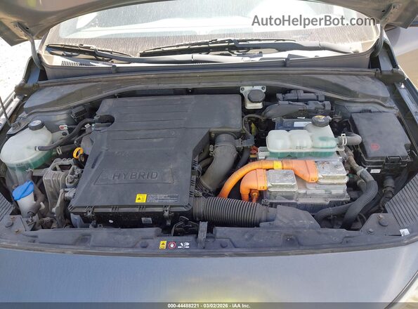 KMHC65LC5JU100258 2018 HYUNDAI IONIQ HYBRID Серый Вид сзади