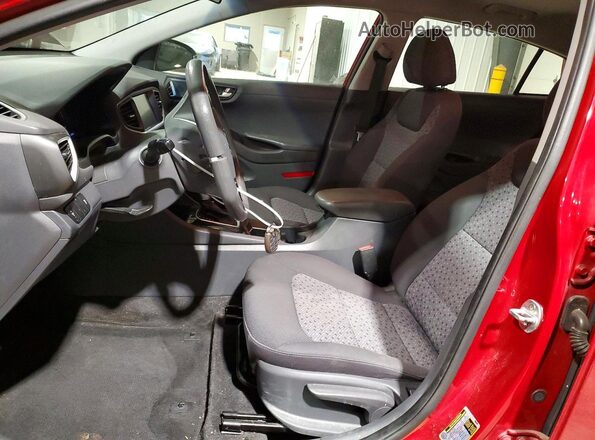 KMHC65LC5KU124819 2019 HYUNDAI IONIQ Красный Вид салона спереди