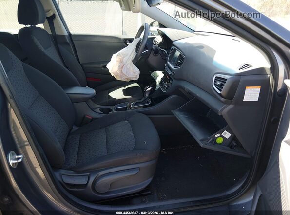 KMHC65LC8HU054547 2017 HYUNDAI IONIQ HYBRID Серый Вид салона спереди
