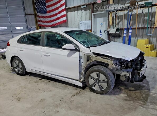 KMHC65LC9JU076806 2018 HYUNDAI IONIQ White Delantero derecho