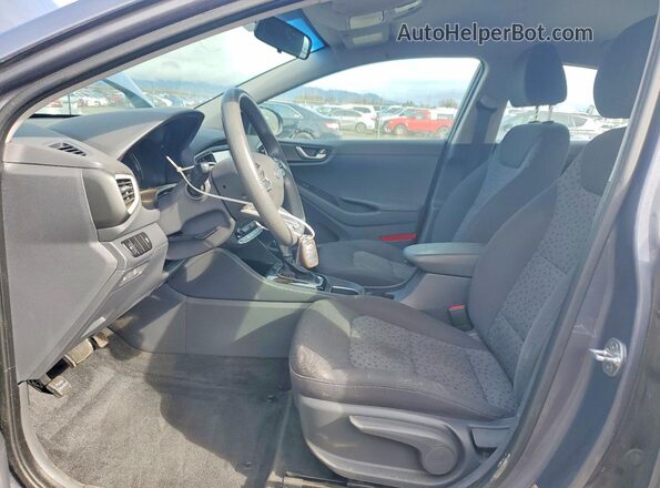 KMHC65LCXKU115159 2019 HYUNDAI IONIQ Синий Вид салона спереди