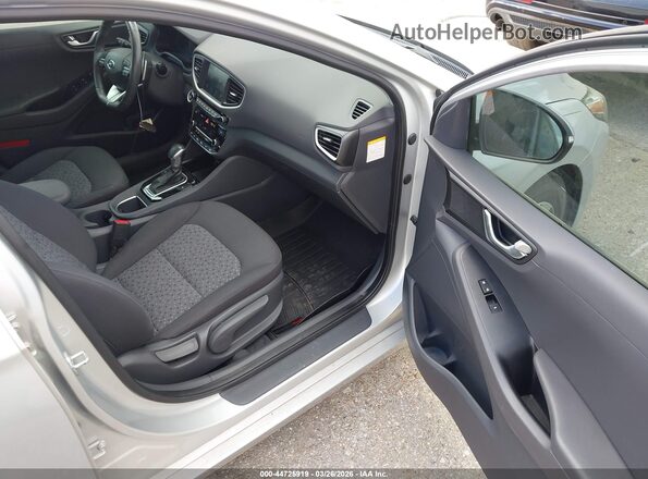 KMHC75LC3KU139767 2019 HYUNDAI IONIQ HYBRID Серый Вид салона спереди