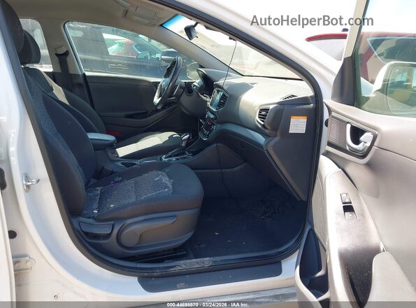 KMHC75LC5KU105782 2019 HYUNDAI IONIQ HYBRID Белый Вид салона спереди